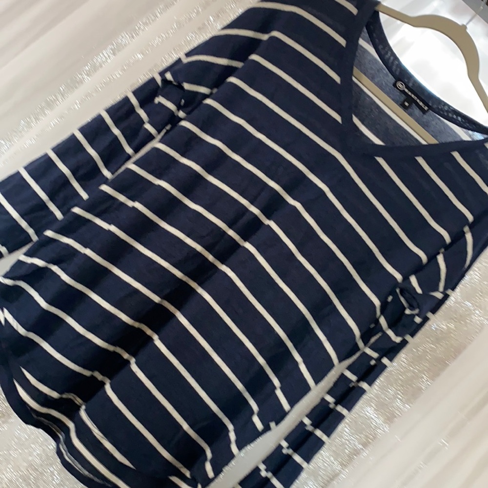 Light sweat v neck sweater